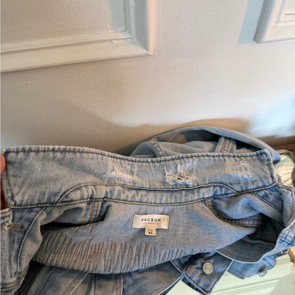 PacSun Light Blue Denim Jacket - Picture 10 of 11
